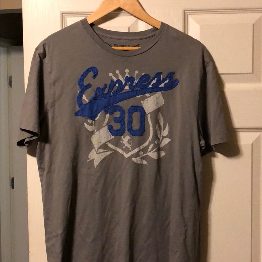 Express T-shirt